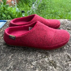 L.L. Bean Cherry Red Slippers